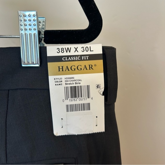 Men’s Haggar Premium Comfort Dress Pants, Charcoal, 38x30 - Picture 8 of 9